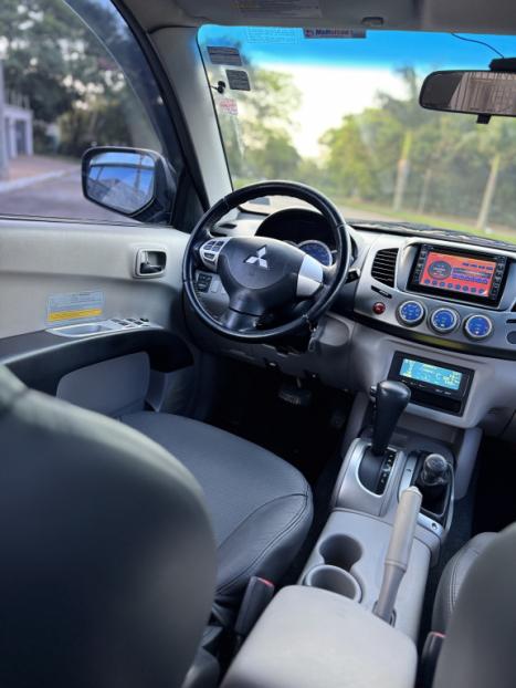 MITSUBISHI L 200 Triton 3.2 16V HPE 4X4 CABINE DUPLA TURBO DIESEL INTERCOOLER AUTOM�TICO, Foto 11