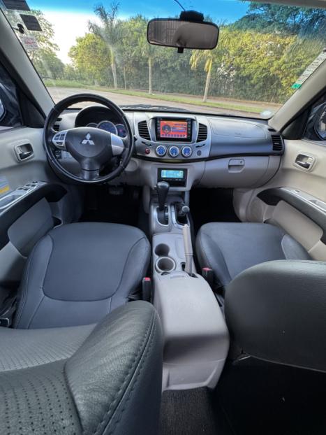 MITSUBISHI L 200 Triton 3.2 16V HPE 4X4 CABINE DUPLA TURBO DIESEL INTERCOOLER AUTOM�TICO, Foto 18