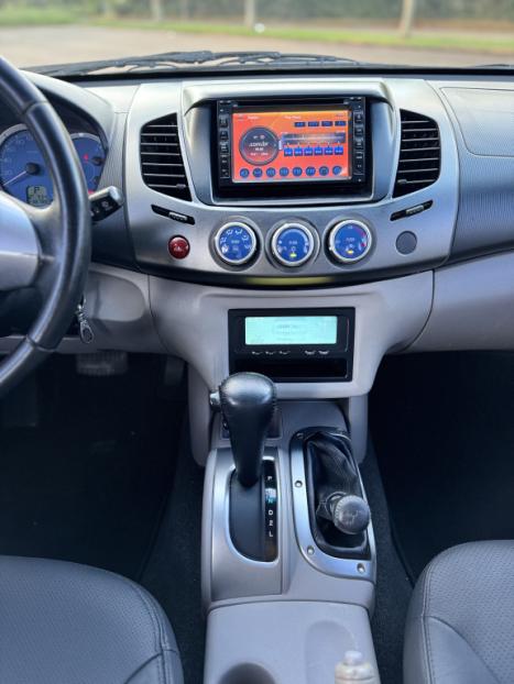 MITSUBISHI L 200 Triton 3.2 16V HPE 4X4 CABINE DUPLA TURBO DIESEL INTERCOOLER AUTOM�TICO, Foto 19