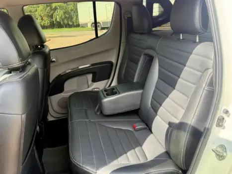 MITSUBISHI L 200 Triton 3.2 16V HPE 4X4 CABINE DUPLA TURBO DIESEL INTERCOOLER AUTOM�TICO, Foto 11