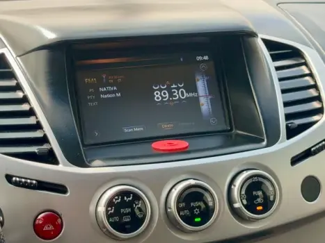 MITSUBISHI L 200 Triton 3.2 16V HPE 4X4 CABINE DUPLA TURBO DIESEL INTERCOOLER AUTOM�TICO, Foto 13