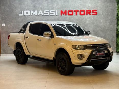 MITSUBISHI L 200 Triton 3.2 16V HPE 4X4 CABINE DUPLA TURBO DIESEL INTERCOOLER AUTOM�TICO, Foto 3