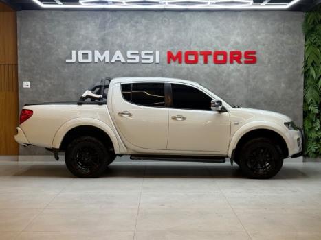 MITSUBISHI L 200 Triton 3.2 16V HPE 4X4 CABINE DUPLA TURBO DIESEL INTERCOOLER AUTOM�TICO, Foto 5