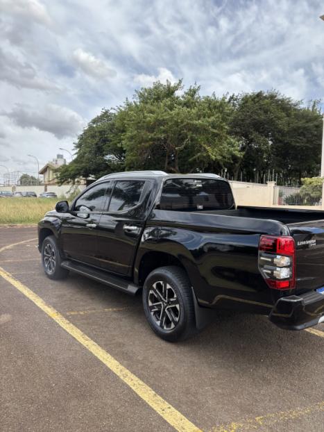 MITSUBISHI L 200 Triton 2.4 16V SPORT HPE-S 4X4 CABINE DUPLA TURBO DIESEL AUTOM�TICO, Foto 3