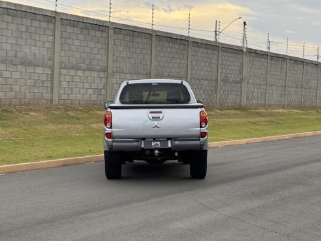 MITSUBISHI L 200 Triton 3.2 16V HPE 4X4 CABINE DUPLA TURBO DIESEL INTERCOOLER AUTOM�TICO, Foto 5