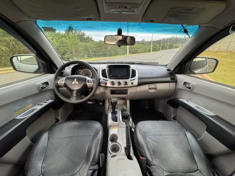 MITSUBISHI L 200 Triton 3.2 16V HPE 4X4 CABINE DUPLA TURBO DIESEL INTERCOOLER AUTOM�TICO, Foto 8