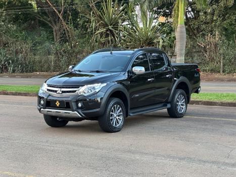 MITSUBISHI L 200 Triton 2.4 16V OUTDOOR HPE-S 4X4 CABINE DUPLA TURBO DIESEL AUTOM�TICO, Foto 5