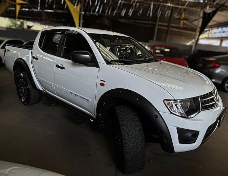 MITSUBISHI L 200 Triton 3.2 16V GLX 4X4 CABINE DUPLA TURBO DIESEL INTERCOOLER, Foto 2