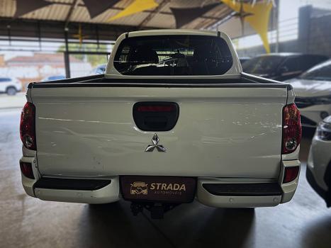 MITSUBISHI L 200 Triton 3.2 16V GLX 4X4 CABINE DUPLA TURBO DIESEL INTERCOOLER, Foto 4