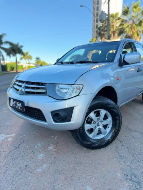MITSUBISHI L 200 Triton 3.2 16V GLX 4X4 CABINE DUPLA TURBO DIESEL INTERCOOLER, Foto 3