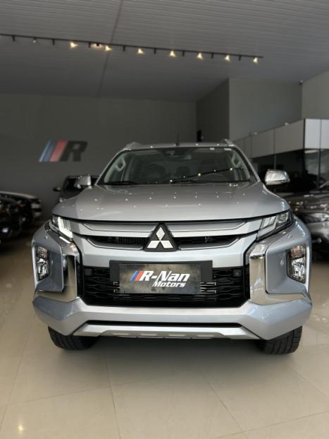 MITSUBISHI L 200 Triton 2.4 16V SPORT HPE-S 4X4 CABINE DUPLA TURBO DIESEL AUTOM�TICO, Foto 2