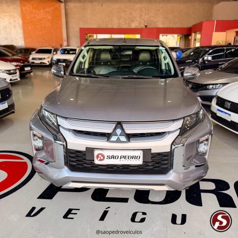 MITSUBISHI L 200 Triton 2.4 16V SPORT HPE 4X4 CABINE DUPLA TURBO DIESEL AUTOM�TICO, Foto 3