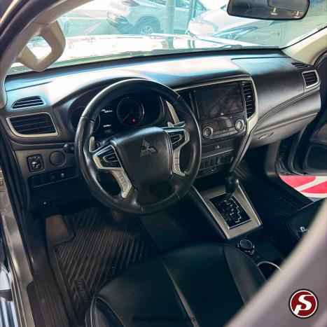 MITSUBISHI L 200 Triton 2.4 16V SPORT HPE 4X4 CABINE DUPLA TURBO DIESEL AUTOM�TICO, Foto 14