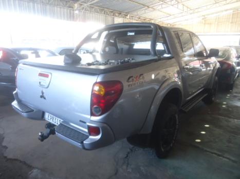 MITSUBISHI L 200 Triton 3.2 16V HPE 4X4 CABINE DUPLA TURBO DIESEL INTERCOOLER AUTOM�TICO, Foto 3