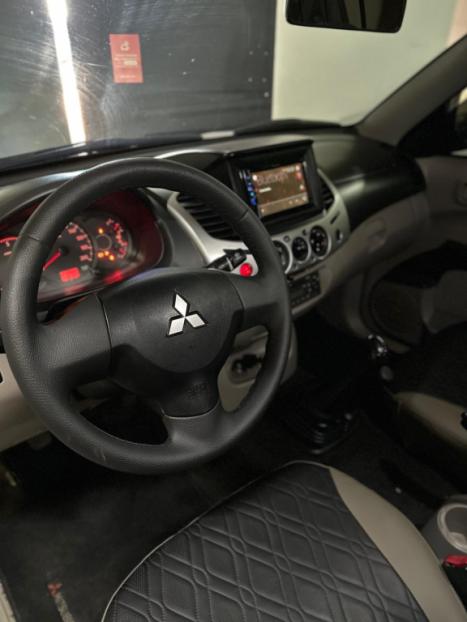 MITSUBISHI L 200 Triton 3.2 16V GLX 4X4 CABINE DUPLA TURBO DIESEL INTERCOOLER, Foto 6