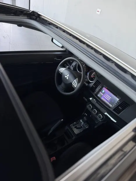 MITSUBISHI Lancer 2.0 16V 4P GT, Foto 4 MITSUBISHI Lancer 2.0 16V 4P GT, Foto 4