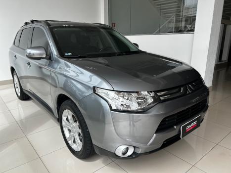 MITSUBISHI Outlander 2.0 16V 4P AUTOMÁTICO, Foto 1 MITSUBISHI Outlander 2.0 16V 4P AUTOMÁTICO, Foto 1