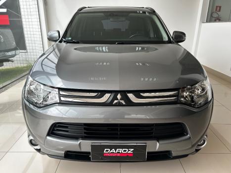 MITSUBISHI Outlander 2.0 16V 4P AUTOMÁTICO, Foto 2 MITSUBISHI Outlander 2.0 16V 4P AUTOMÁTICO, Foto 2