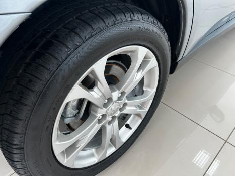 MITSUBISHI Outlander 2.0 16V 4P AUTOMÁTICO, Foto 10 MITSUBISHI Outlander 2.0 16V 4P AUTOMÁTICO, Foto 10