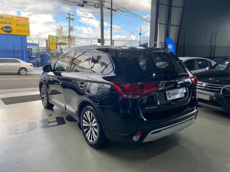 MITSUBISHI Outlander 2.0 16V 4P AUTOM�TICO, Foto 5