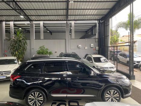 MITSUBISHI Outlander 2.0 16V 4P AUTOM�TICO, Foto 8