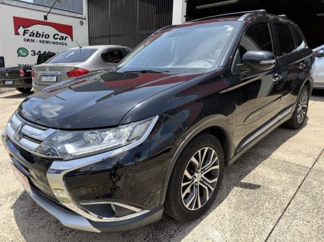 MITSUBISHI Outlander 2.2 16V 4P 4X4 DIESEL AUTOM�TICO, Foto 2