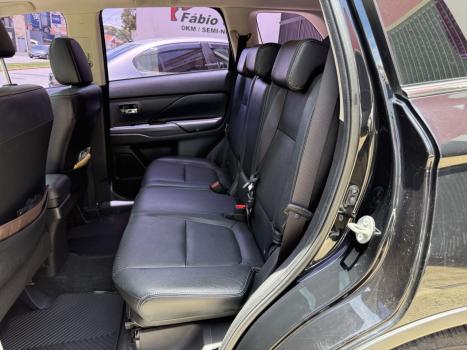 MITSUBISHI Outlander 2.2 16V 4P 4X4 DIESEL AUTOM�TICO, Foto 8