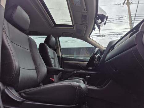 MITSUBISHI Outlander 2.0 16V 4P AUTOM�TICO, Foto 10