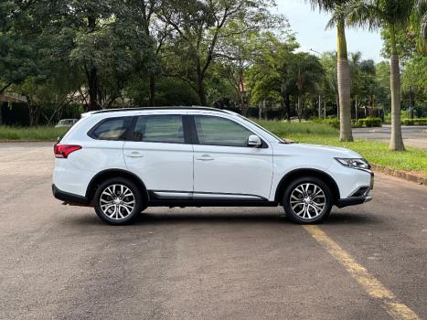 MITSUBISHI Outlander 2.0 16V 4P AUTOM�TICO, Foto 6