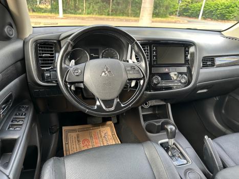 MITSUBISHI Outlander 2.0 16V 4P AUTOM�TICO, Foto 9