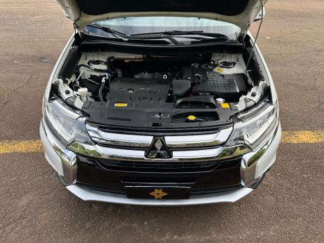 MITSUBISHI Outlander 2.0 16V 4P AUTOM�TICO, Foto 12