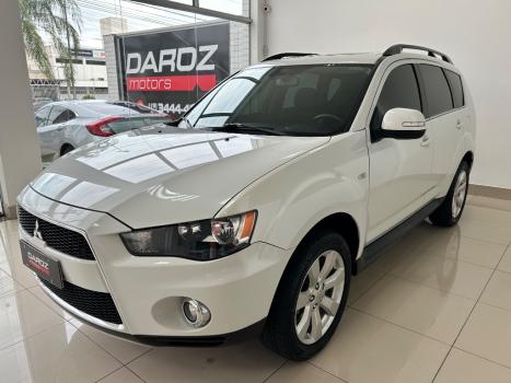 MITSUBISHI Outlander 3.0 V6 24V 4P GT 4X4 AUTOM�TICO, Foto 3