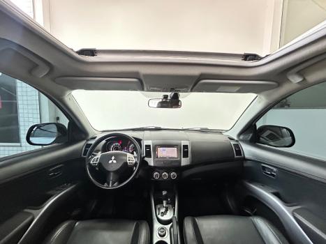 MITSUBISHI Outlander 3.0 V6 24V 4P GT 4X4 AUTOM�TICO, Foto 7