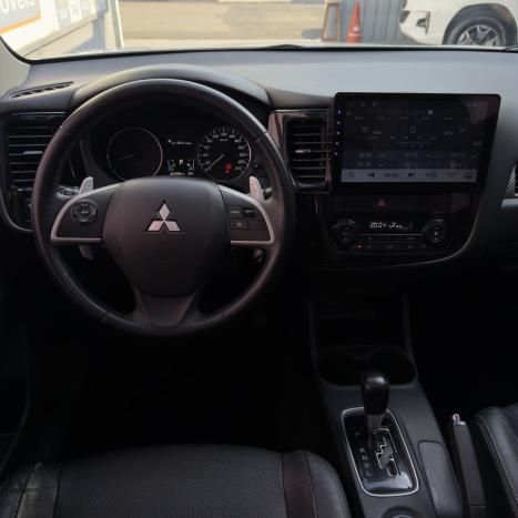 MITSUBISHI Outlander 2.0 16V 4P AUTOM�TICO, Foto 12