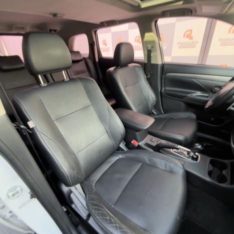 MITSUBISHI Outlander 2.0 16V 4P AUTOM�TICO, Foto 14