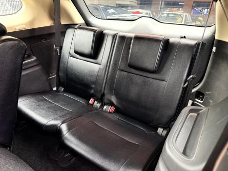 MITSUBISHI Outlander 3.0 V6 24V 4P GT 4X4 AUTOM�TICO, Foto 9