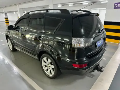 MITSUBISHI Outlander 3.0 V6 24V 4P GT 4X4 AUTOM�TICO, Foto 4
