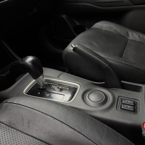 MITSUBISHI Outlander 2.0 16V 4P AUTOMÁTICO, Foto 13