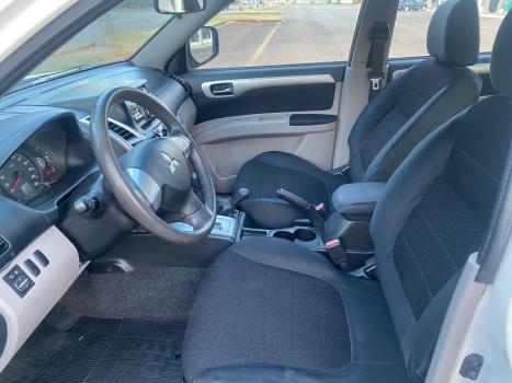 MITSUBISHI Pajero 3.2 16V 4P 4X4 TURBO DIESEL INTERCOOLER AUTOM�TICO, Foto 7