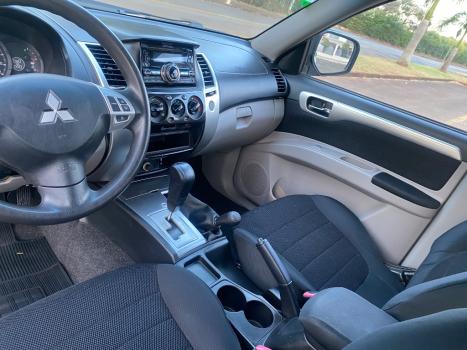 MITSUBISHI Pajero 3.2 16V 4P 4X4 TURBO DIESEL INTERCOOLER AUTOM�TICO, Foto 10