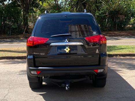 MITSUBISHI Pajero 3.2 16V 4P 4X4 TURBO DIESEL INTERCOOLER AUTOM�TICO, Foto 2
