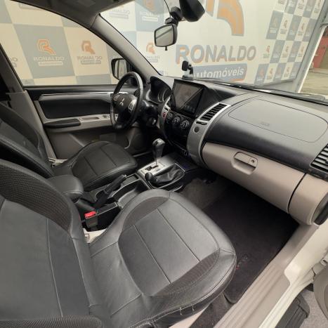 MITSUBISHI Pajero Dakar 3.2 16V 4P HPE 4X4  7 LUGARES TURBO INTECOOLER DIESEL AUTOM�TICO, Foto 11