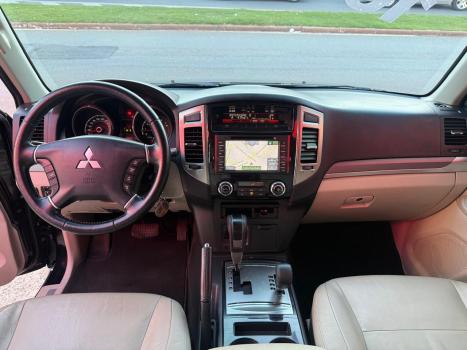 MITSUBISHI Pajero Full 3.2 16V 4P HPE 4X4 TURBO DIESEL INTERCOOLER AUTOM�TICO, Foto 7