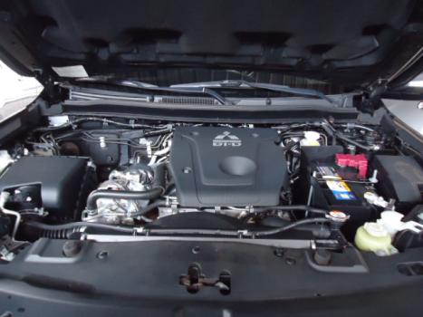 MITSUBISHI Pajero Sport 2.4 16V 4P MIVEC TURBO DIESEL LEGEND AWD AUTOMÁTICO, Foto 16 MITSUBISHI Pajero Sport 2.4 16V 4P MIVEC TURBO DIESEL LEGEND AWD AUTOMÁTICO, Foto 16