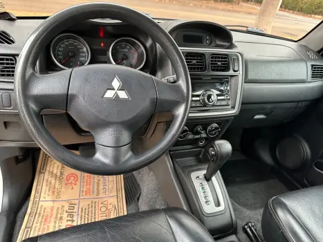 MITSUBISHI Pajero TR4 2.0 16V 4P FLEX AUTOMÁTICO, Foto 9 MITSUBISHI Pajero TR4 2.0 16V 4P FLEX AUTOMÁTICO, Foto 9