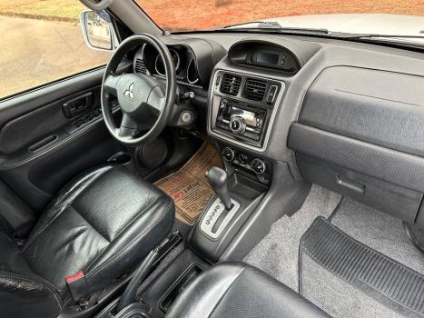 MITSUBISHI Pajero TR4 2.0 16V 4P FLEX AUTOMÁTICO, Foto 13 MITSUBISHI Pajero TR4 2.0 16V 4P FLEX AUTOMÁTICO, Foto 13