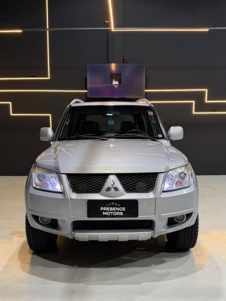 MITSUBISHI Pajero TR4 2.0 16V 4P 4X4 AUTOM�TICO, Foto 3