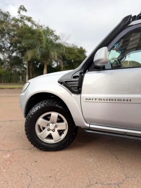 MITSUBISHI Pajero TR4 2.0 16V 4P 4X4 FLEX AUTOM�TICO, Foto 2
