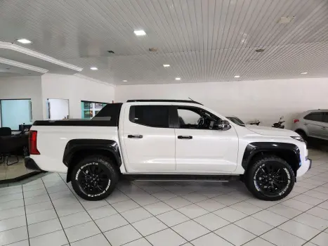 MITSUBISHI Triton 2.4 KATANA BITURBO DIESEL CABINE DUPLA 4X4 AUTOMTICO, Foto 13