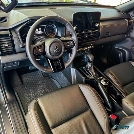 MITSUBISHI Triton 2.4 KATANA SR80 HPE BITURBO DIESEL CABINE DUPLA 4X4 AUTOMTICO, Foto 9